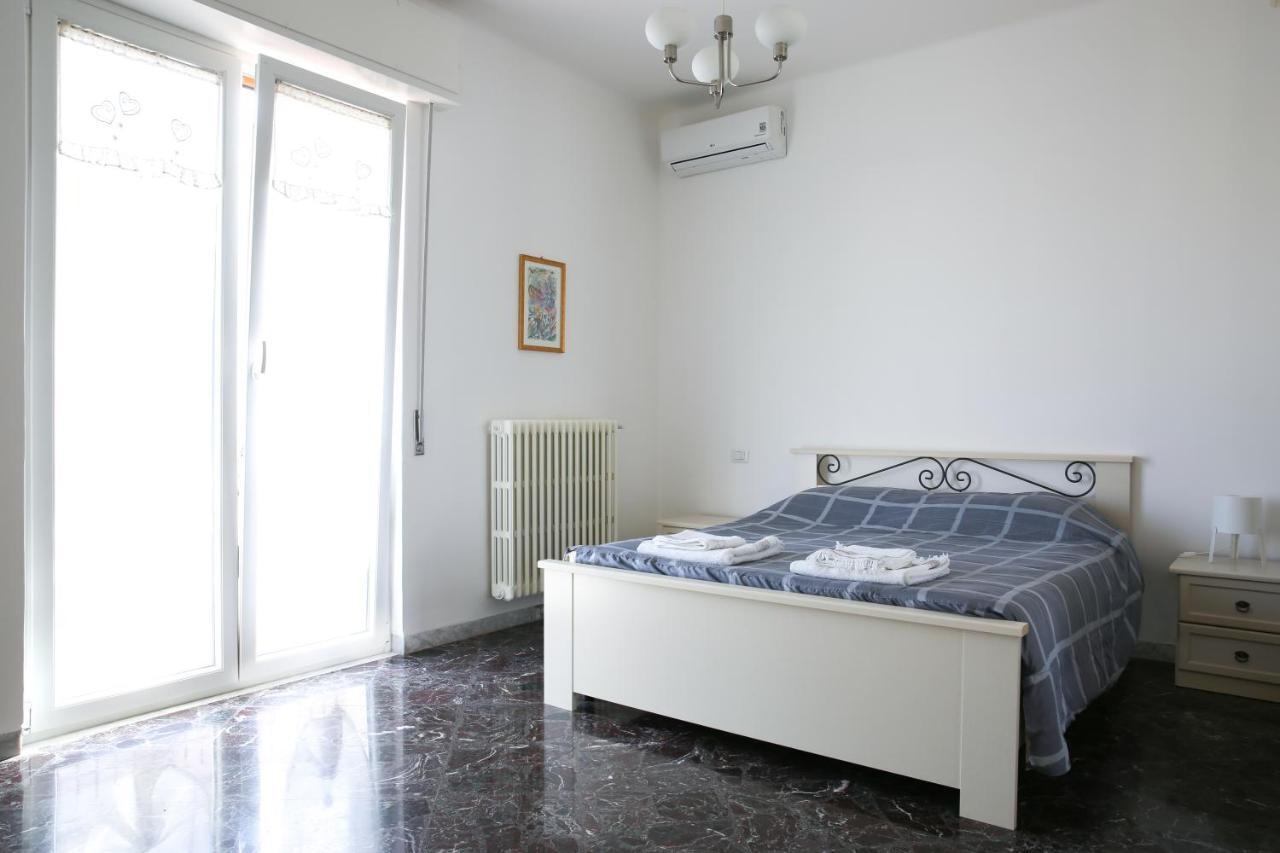 Casa Cala Portecchia Mola di Bari Bagian luar foto