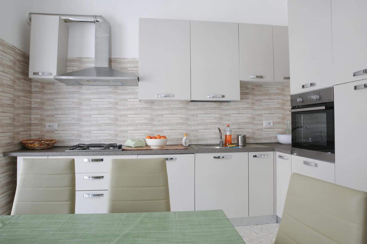 Casa Cala Portecchia Mola di Bari Bagian luar foto
